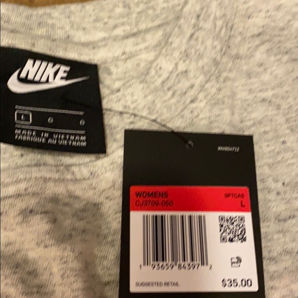 Nike Tank Top - Picture 2 of 3
